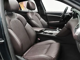 Genesis G70 Gasoline 2.0T 4WD| 252к.с.| ВКЛ.ТЕХНОТЕСТ, снимка 12