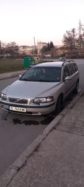  Volvo V70