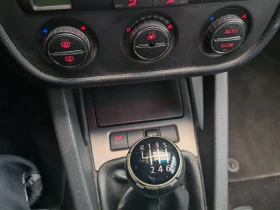 VW Golf 1.6 FSI , снимка 14