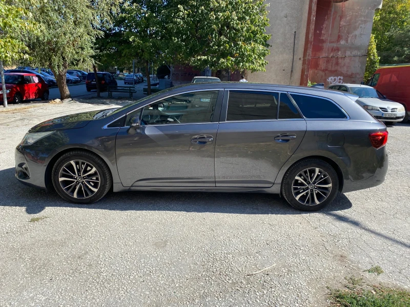 Toyota Avensis Навигация , Камера , Перфектна , снимка 14 - Автомобили и джипове - 47494616