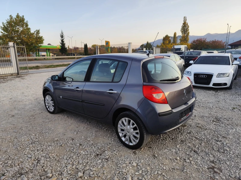 Renault Clio 1.2 бензин, снимка 7 - Автомобили и джипове - 47812917