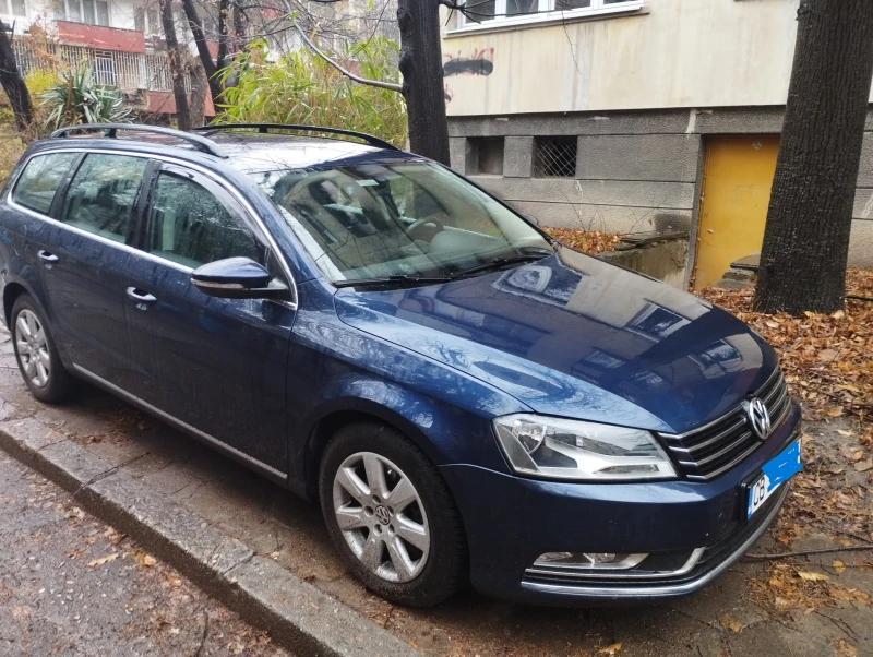 VW Passat, снимка 5 - Автомобили и джипове - 48177552