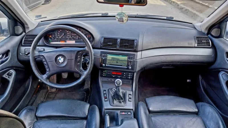 BMW 325 2.5xi, снимка 2 - Автомобили и джипове - 49537652