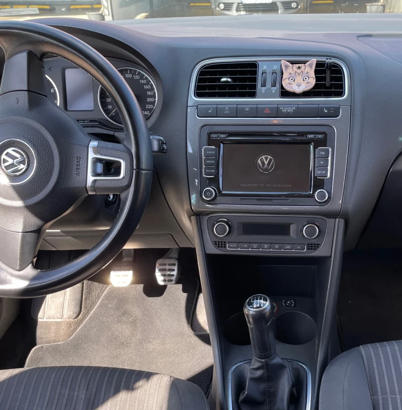 VW Polo, снимка 9 - Автомобили и джипове - 52191923