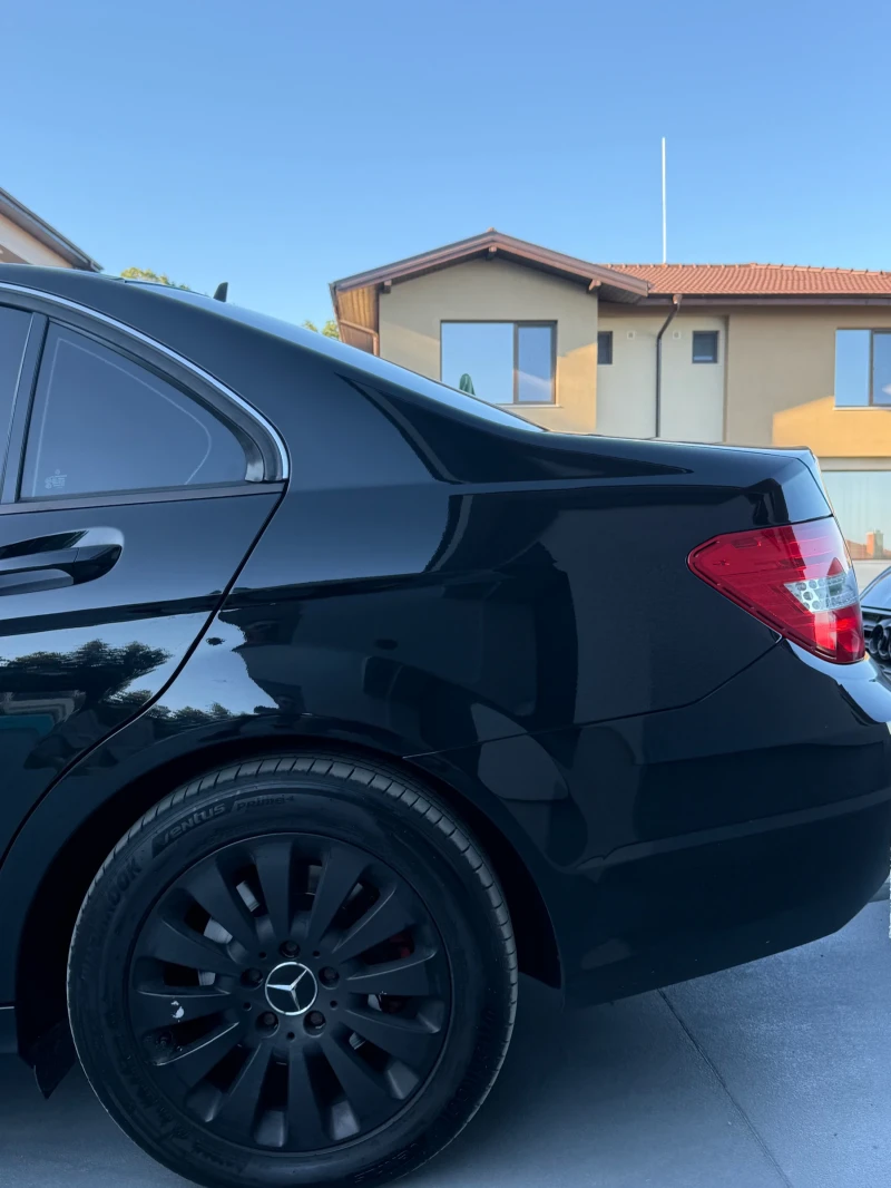 Mercedes-Benz C 220 Facelift , снимка 6 - Автомобили и джипове - 52828764