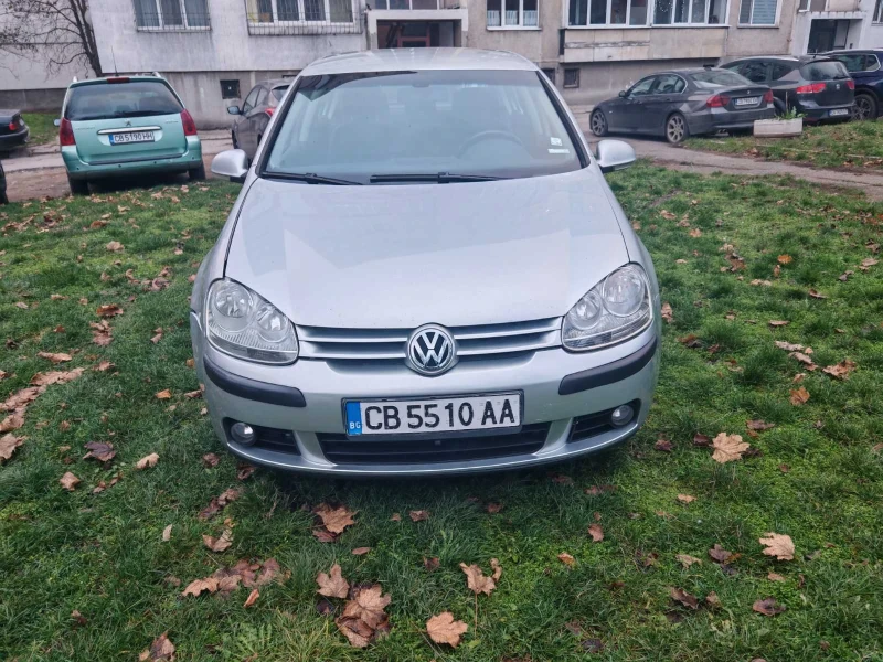 VW Golf 1.6 FSI , снимка 2 - Автомобили и джипове - 52746383