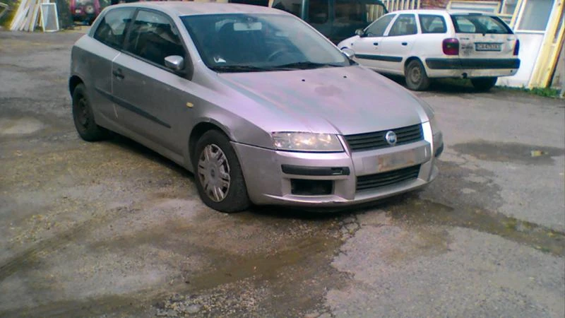 Fiat Stilo 1.9JTD, снимка 1 - Автомобили и джипове - 24302811