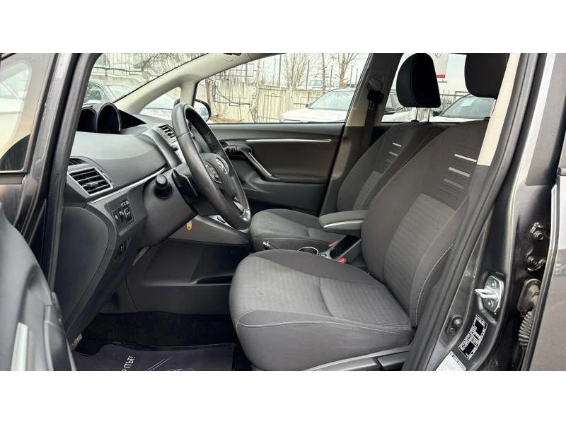 Toyota Verso 1.8P CVT EDITION-S, снимка 13 - Автомобили и джипове - 53728788