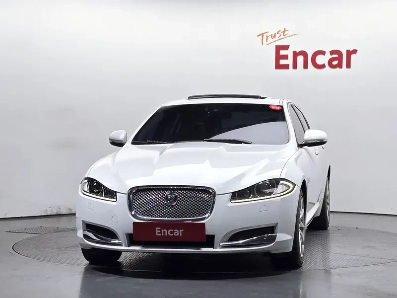 Jaguar Xf 2.2D Luxury X250, снимка 3 - Автомобили и джипове - 55749304