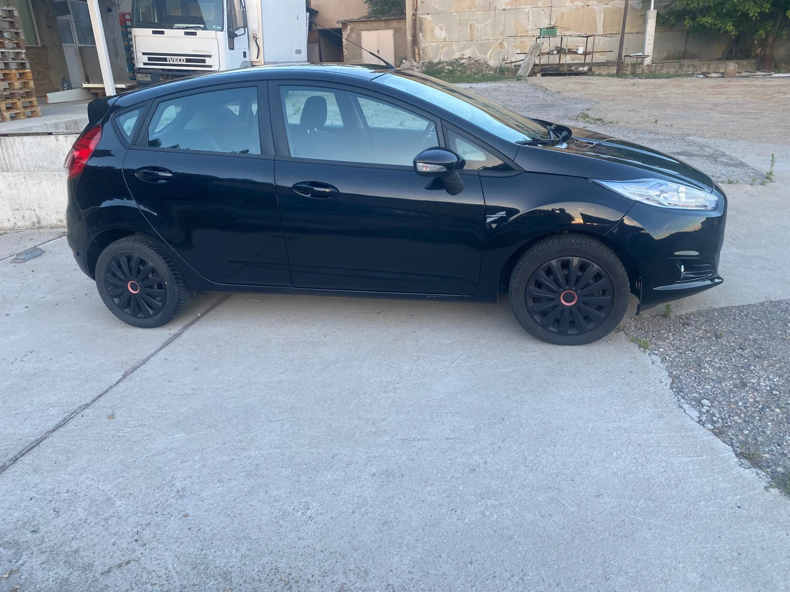 Ford Fiesta Бензин - изображение 2