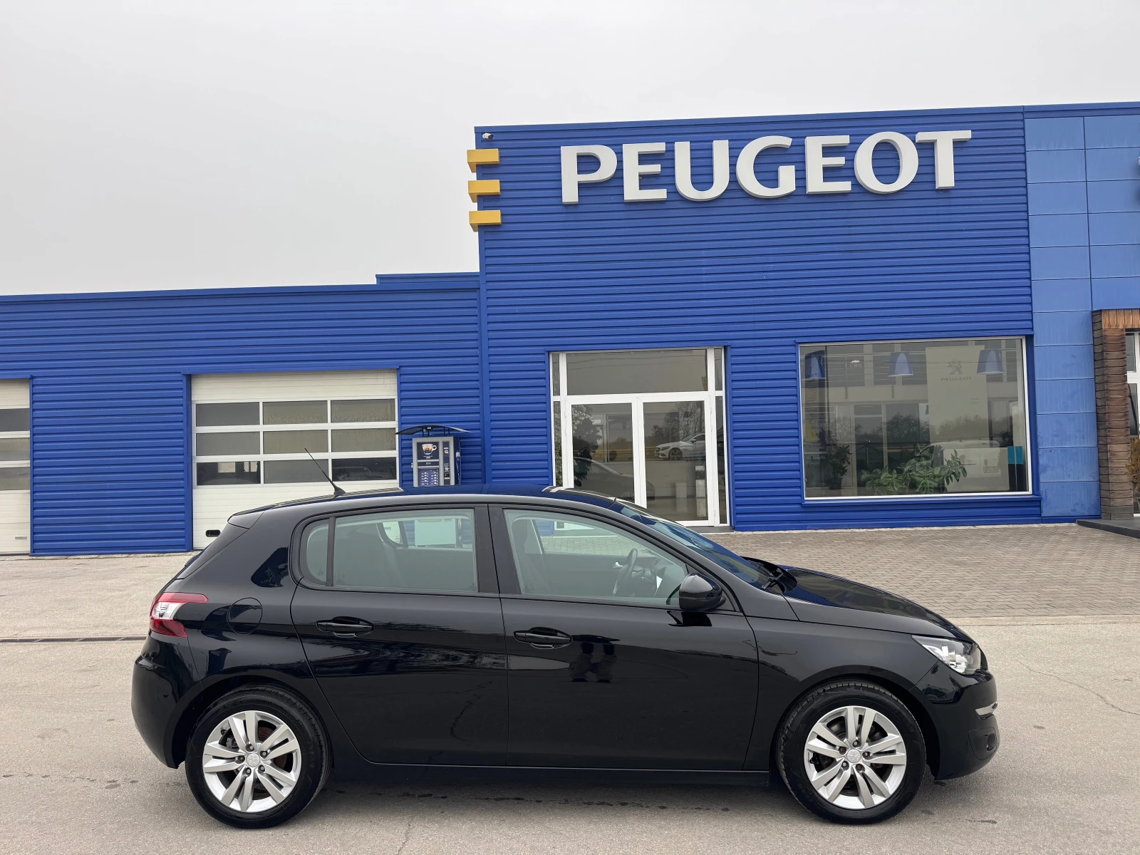 Peugeot 308 1.6 HDI 50000km - изображение 6