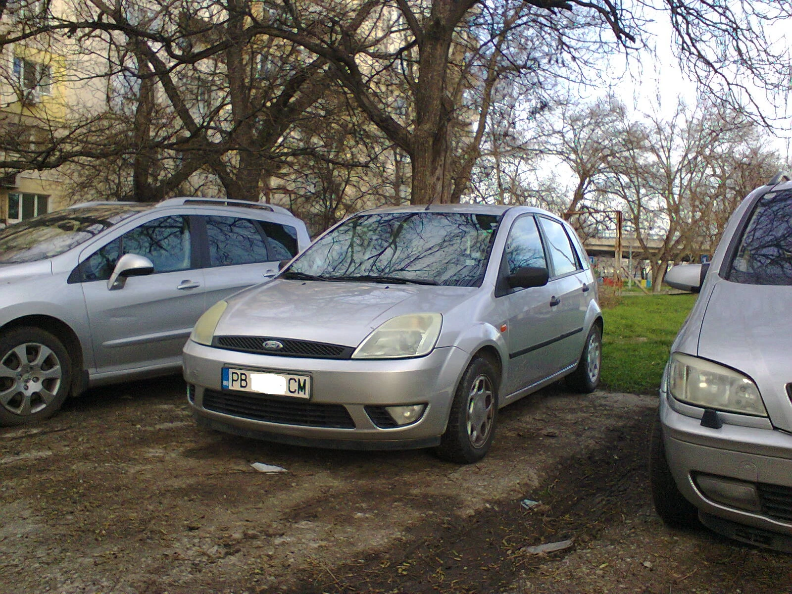 Ford Fiesta Газ/Бензин 1.4-80 коня* Климатик* , снимка 17 - Автомобили и джипове - 53754296