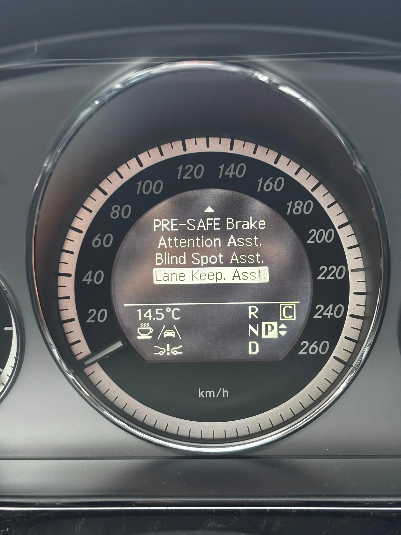 Mercedes-Benz E 350 E 350 CDI, снимка 12 - Автомобили и джипове - 53878876