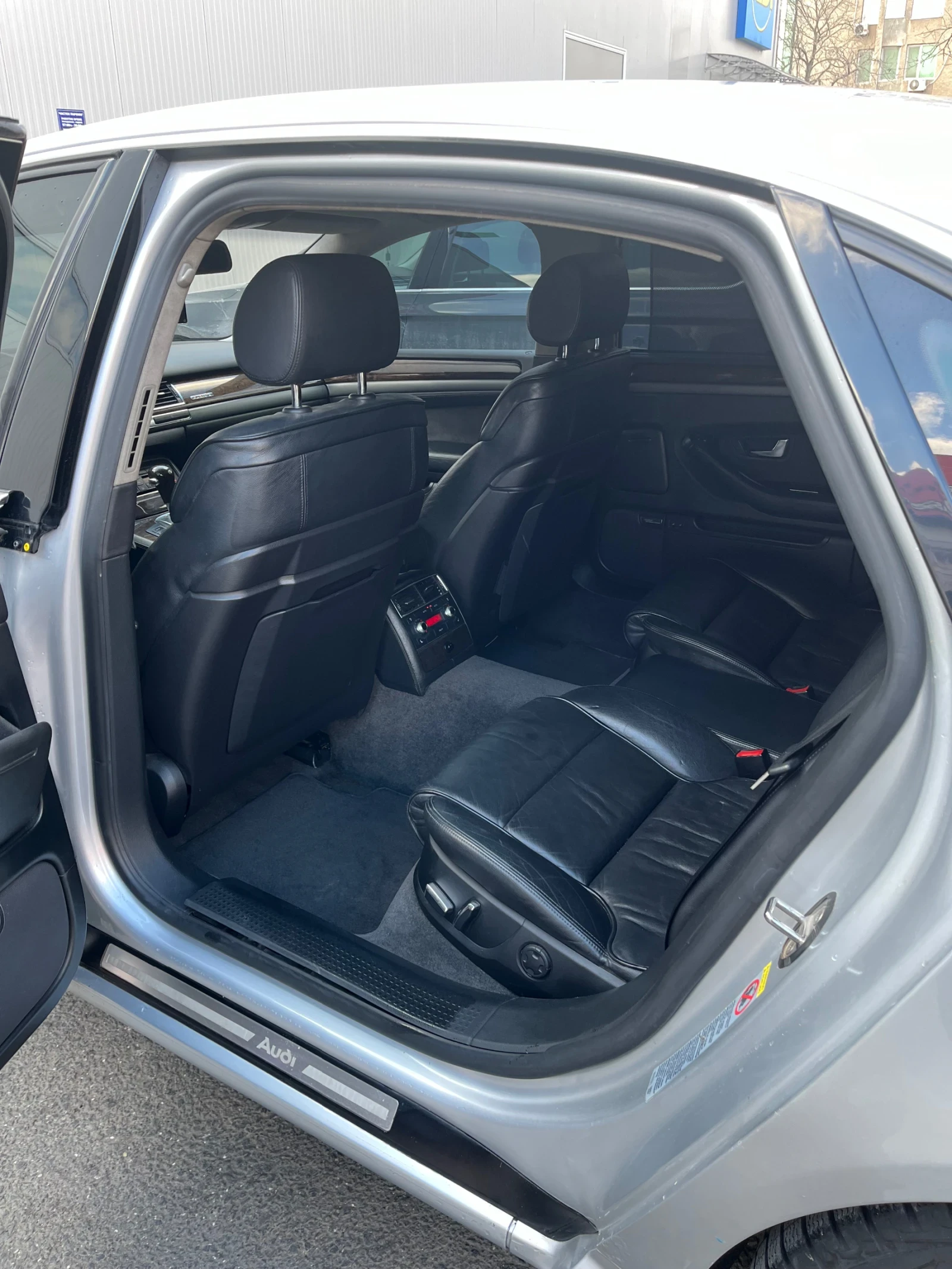 Audi A8 4.2 Quattro L, снимка 4 - Автомобили и джипове - 53986847