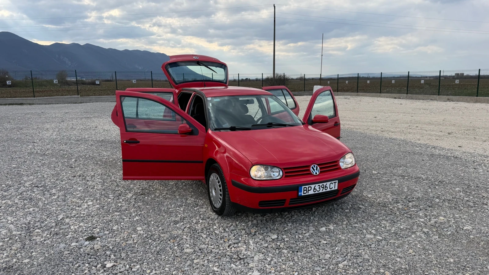 VW Golf 1.9 TDI 90hp, снимка 8 - Автомобили и джипове - 53990054