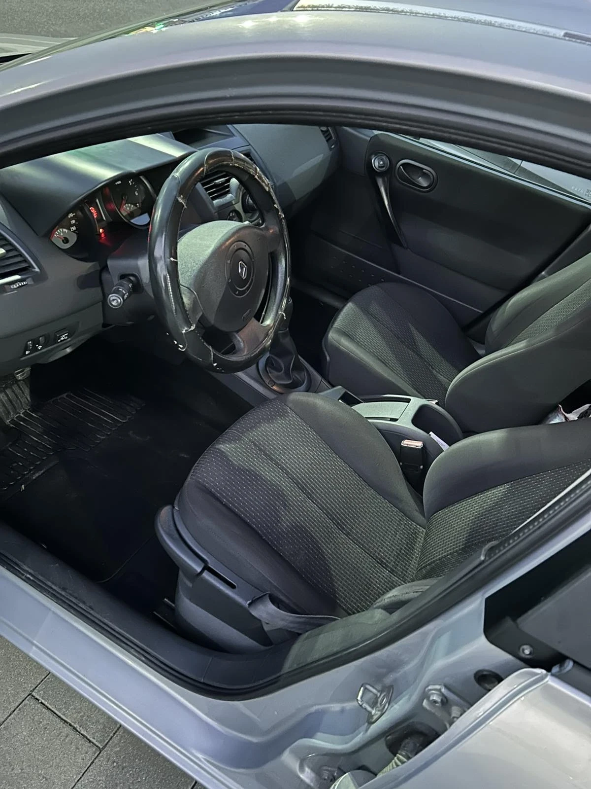 Renault Megane, снимка 13 - Автомобили и джипове - 54491514