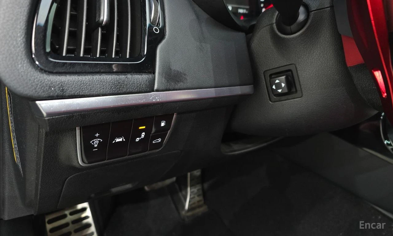 Kia Stinger 3.3 GT TURBO* 4x4* КОЖА* ПОДГРЕВ* ОБДУХВАНЕ* HUD, снимка 12 - Автомобили и джипове - 54635573