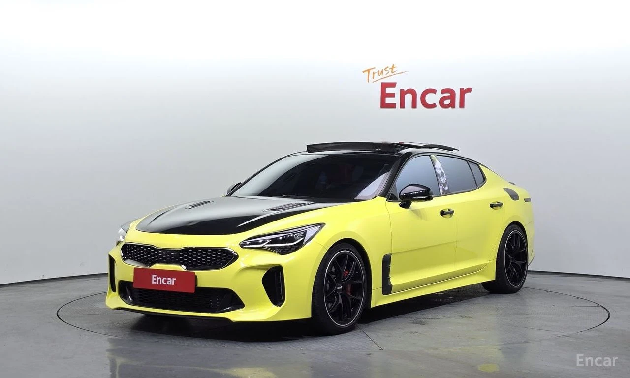 Kia Stinger 3.3 GT TURBO* 4x4* КОЖА* ПОДГРЕВ* ОБДУХВАНЕ* HUD
