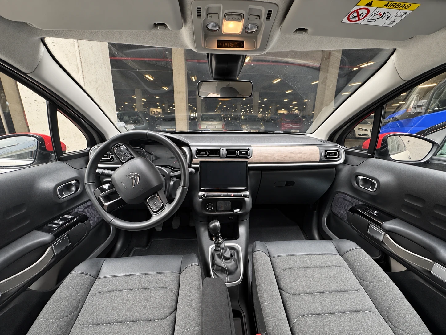 Citroen C3 1.2 PureTech 110кс/22к км, снимка 10 - Автомобили и джипове - 56341956