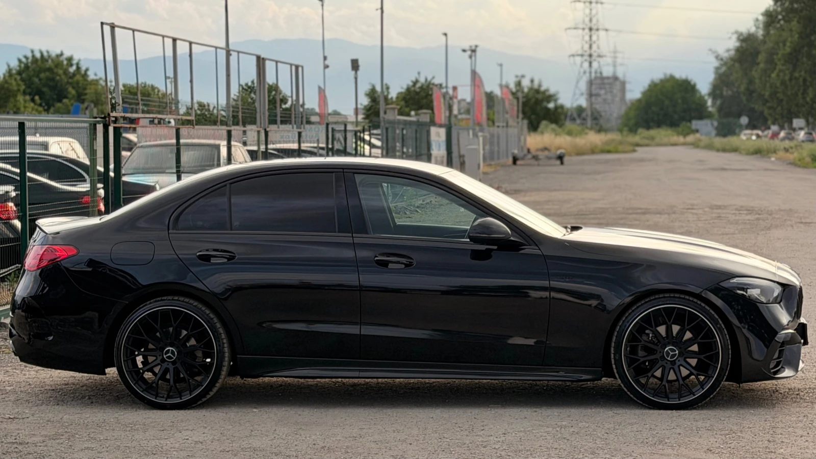 Mercedes-Benz C 220 d= 63 AMG= 9G-TRONIC= DISTRONIC= KEY FREE= CAMERA=, снимка 4 - Автомобили и джипове - 54825400