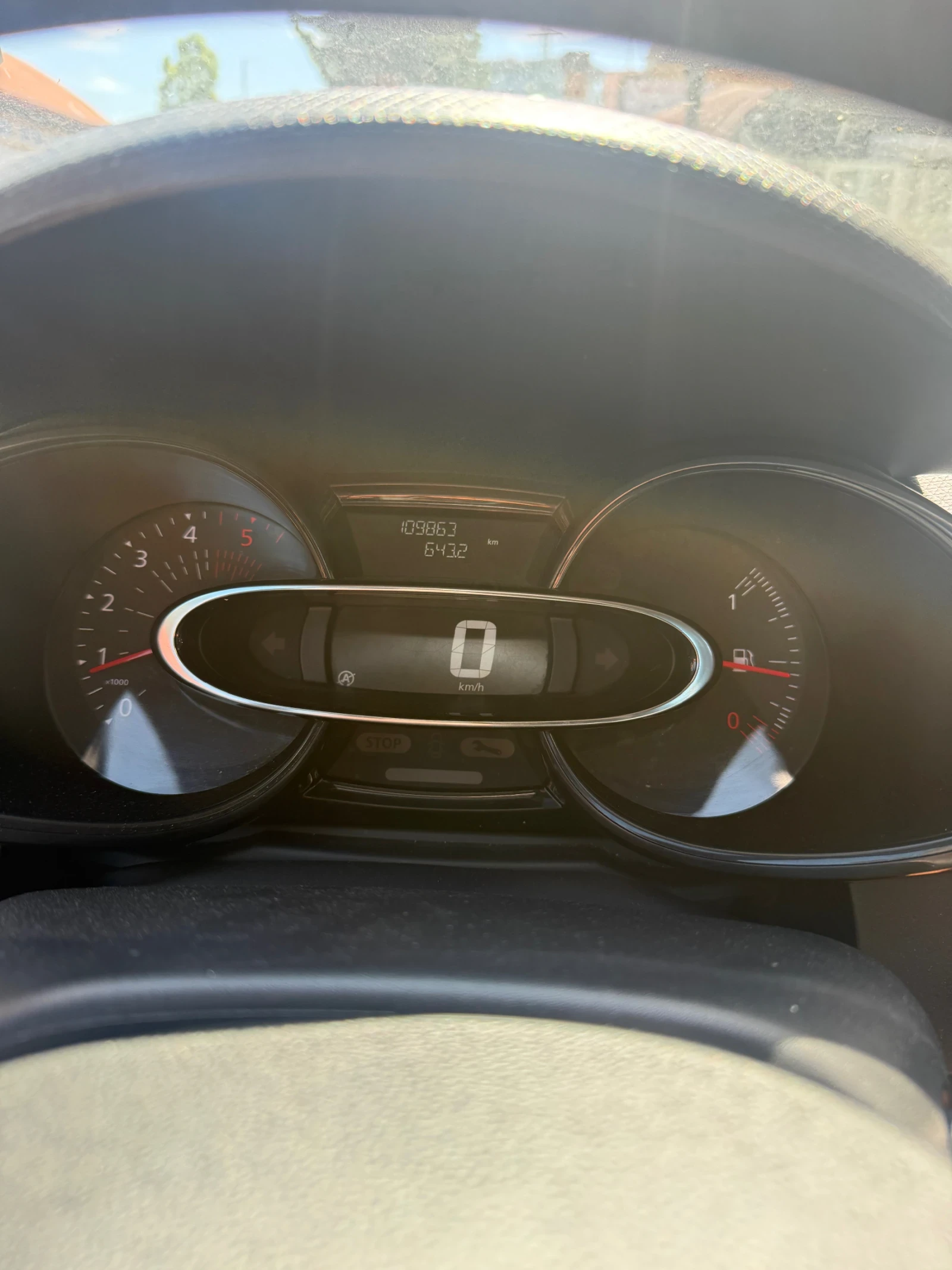 Renault Clio, снимка 7 - Автомобили и джипове - 55184872