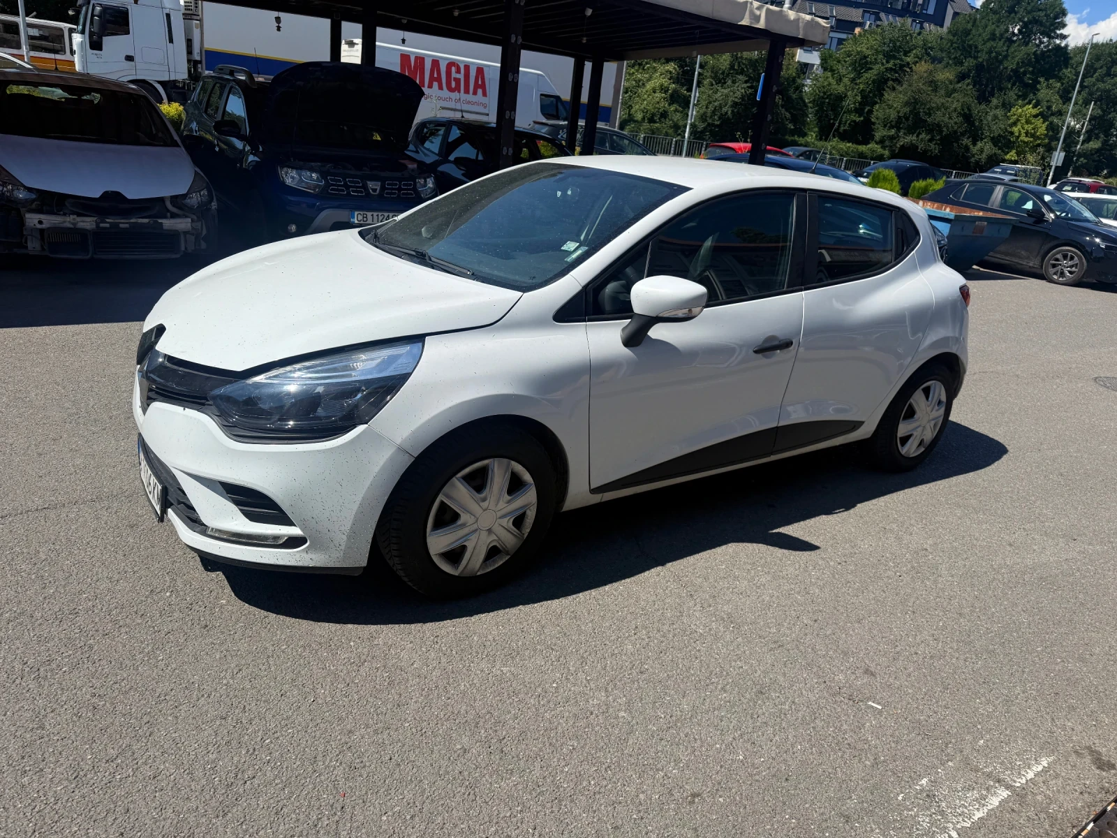 Renault Clio, снимка 3 - Автомобили и джипове - 55184872