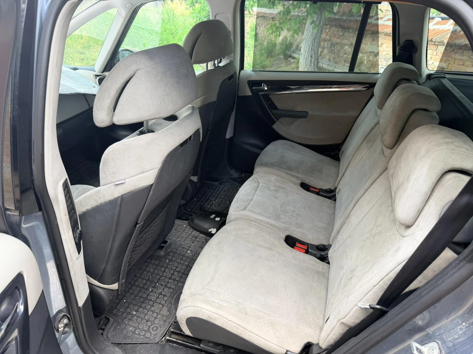 Citroen Grand C4 Picasso, снимка 6 - Автомобили и джипове - 55225983