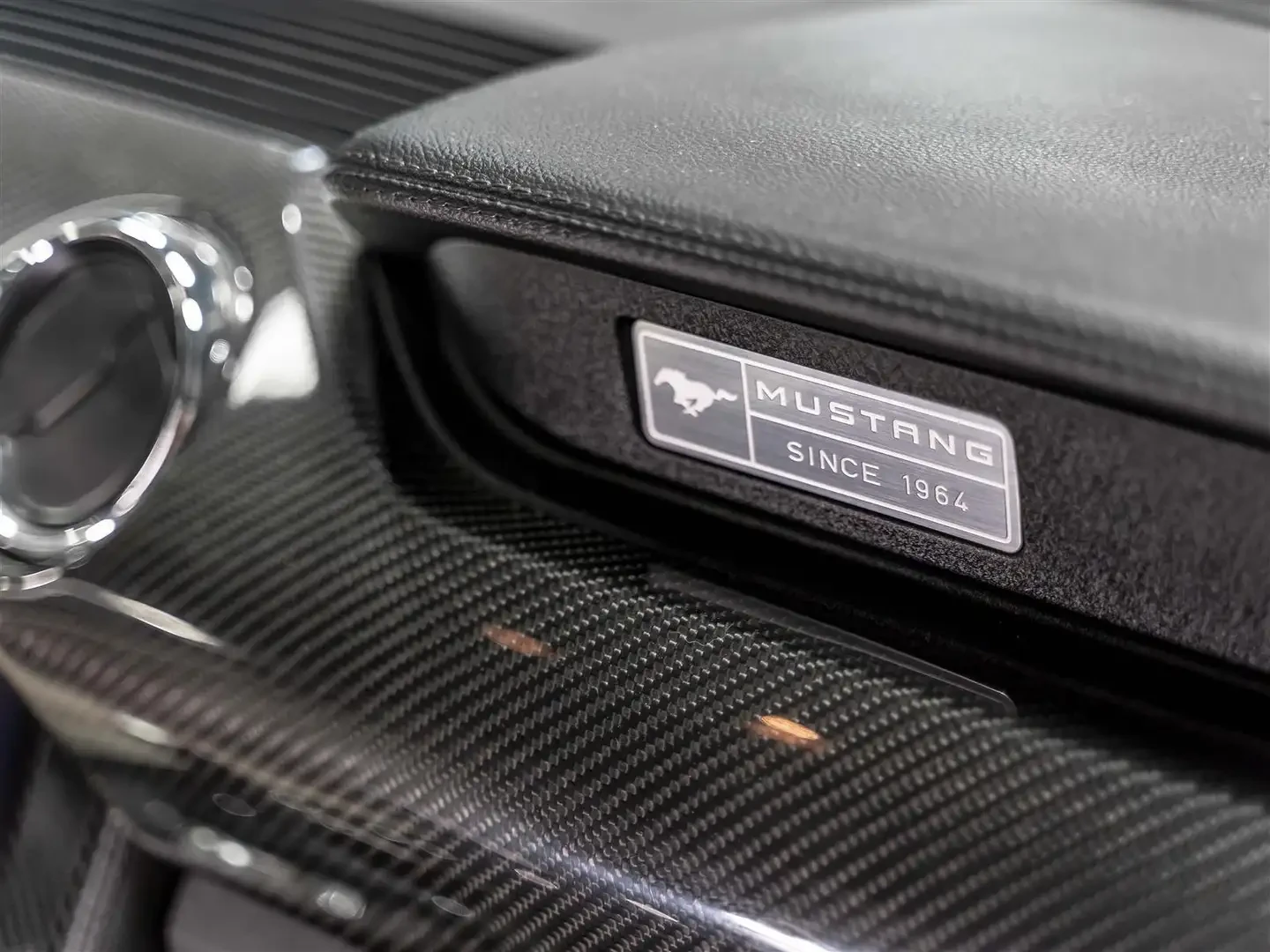 Ford Mustang 710HP STAGE 2 Whipple | BORLA EXH | CARBON | ФОЛИО, снимка 8 - Автомобили и джипове - 55304486