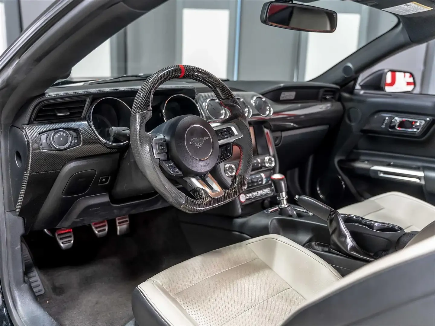Ford Mustang 710HP STAGE 2 Whipple | BORLA EXH | CARBON | ФОЛИО, снимка 5 - Автомобили и джипове - 55304486