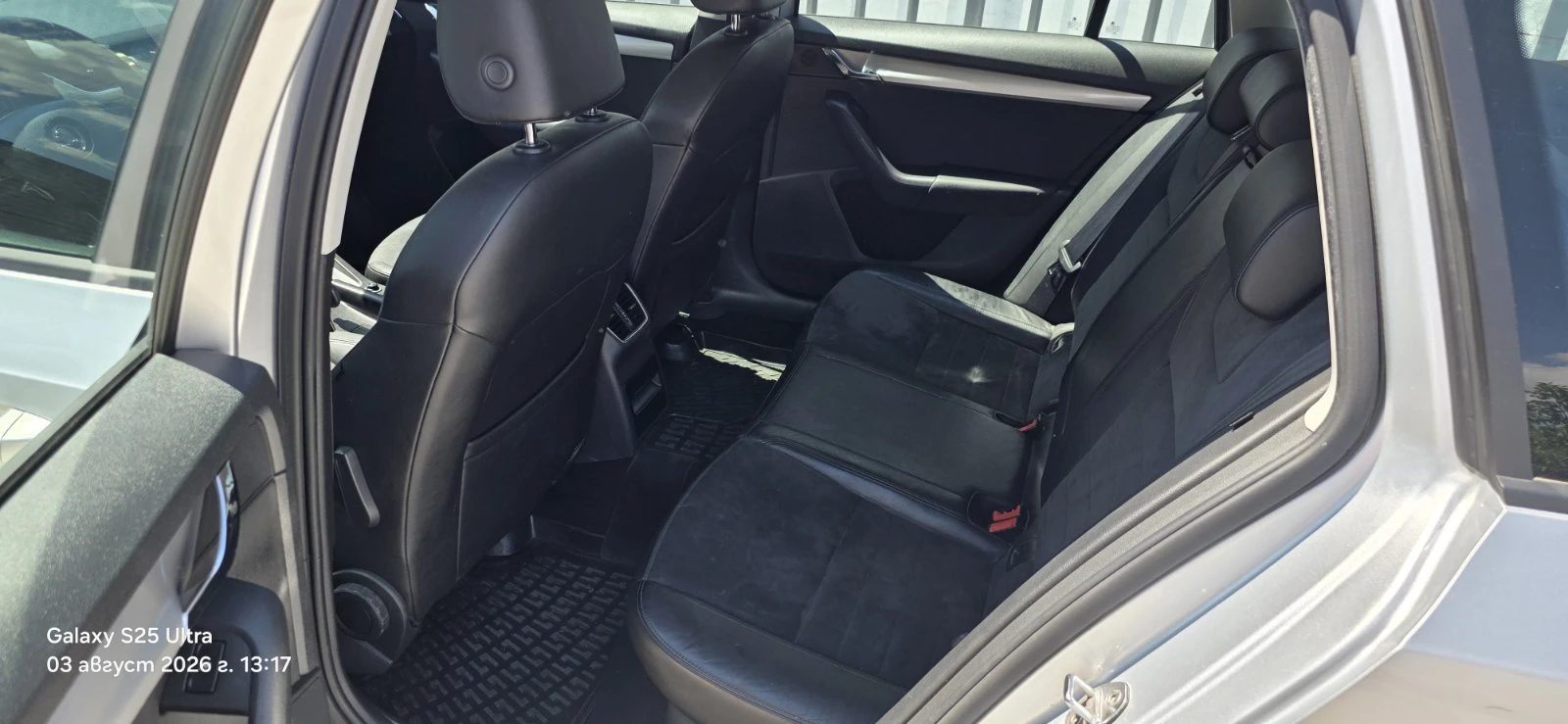 Skoda Octavia 2.0 TDI, DSG, Pano., снимка 8 - Автомобили и джипове - 55540201