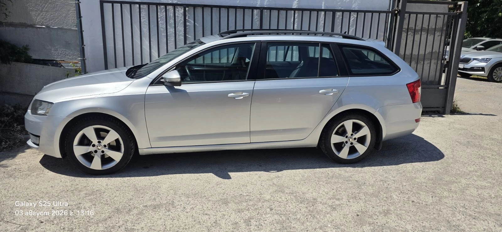Skoda Octavia 2.0 TDI, DSG, Pano., снимка 4 - Автомобили и джипове - 55540201