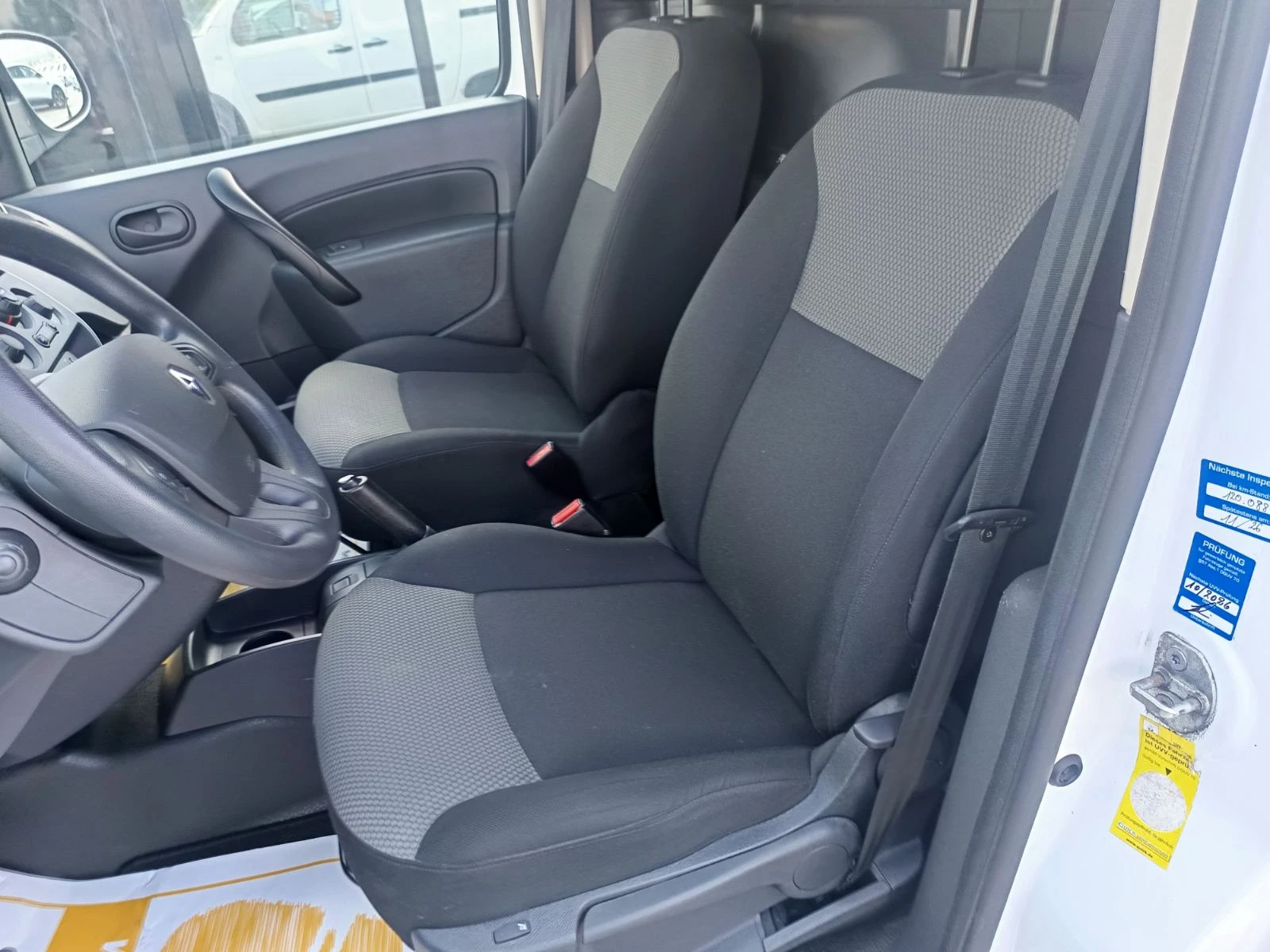 Renault Kangoo Maxi/ 1.5dCi/ 95к.с., снимка 17 - Автомобили и джипове - 55559980
