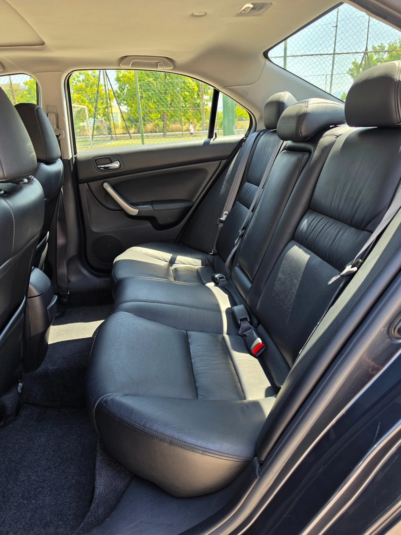 Honda Accord 2.4i-VTEC Executive Facelift NAVI, снимка 12 - Автомобили и джипове - 55659966