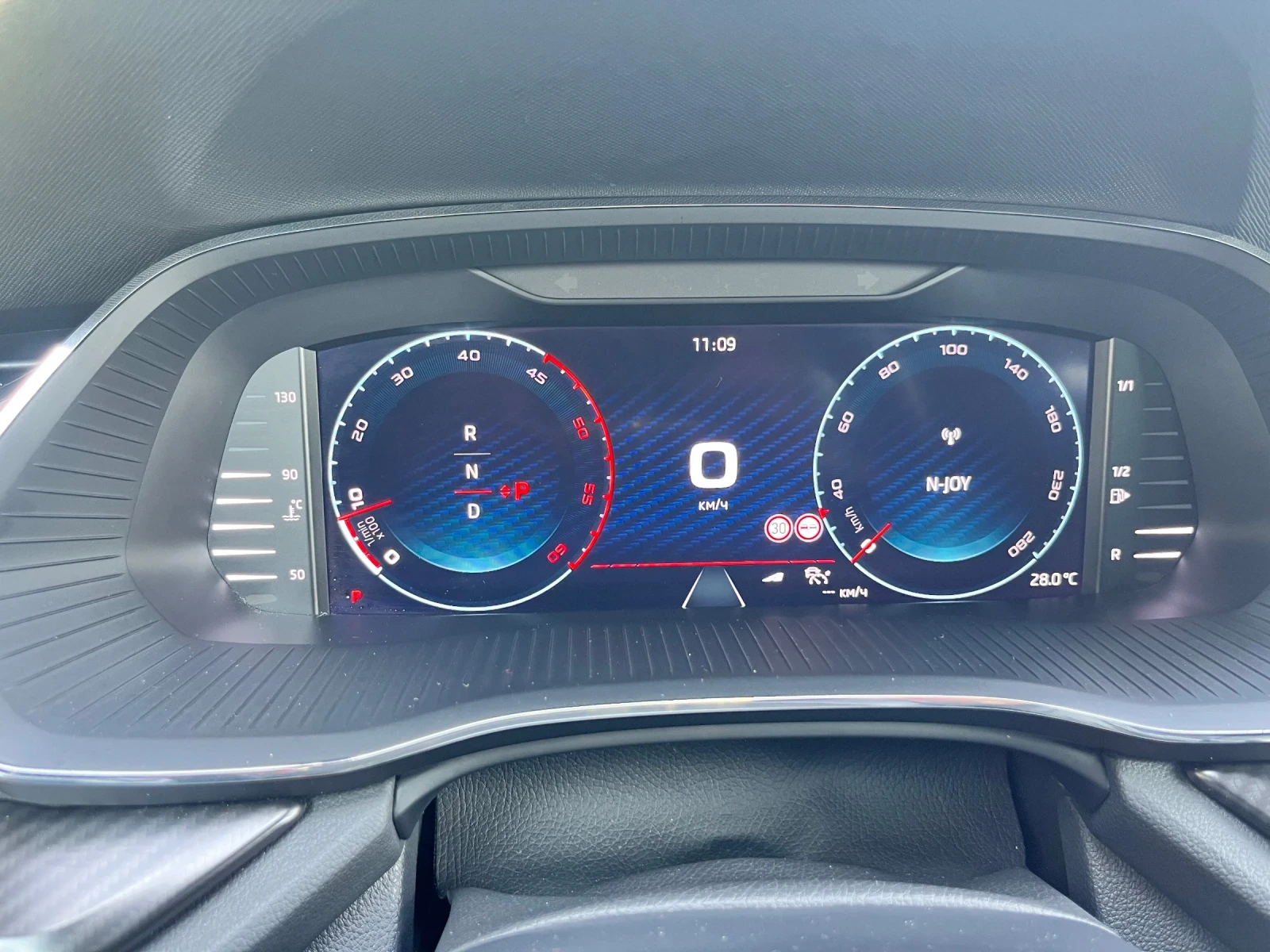 Skoda Octavia VRS/200ps.Matrixx-Сервизна Книжка/FULL FULL , снимка 13 - Автомобили и джипове - 55835918