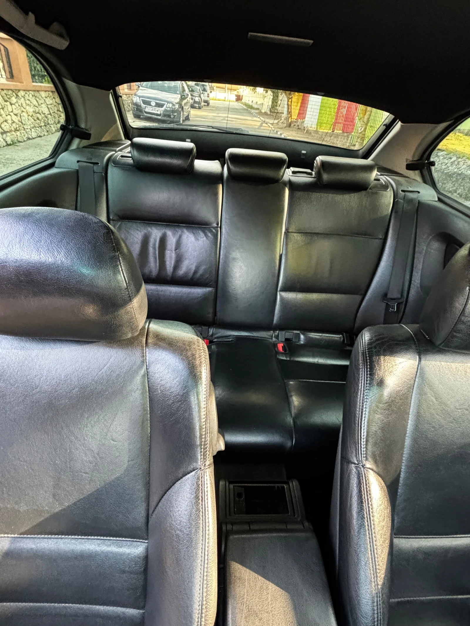 BMW 320, снимка 8 - Автомобили и джипове - 55891238
