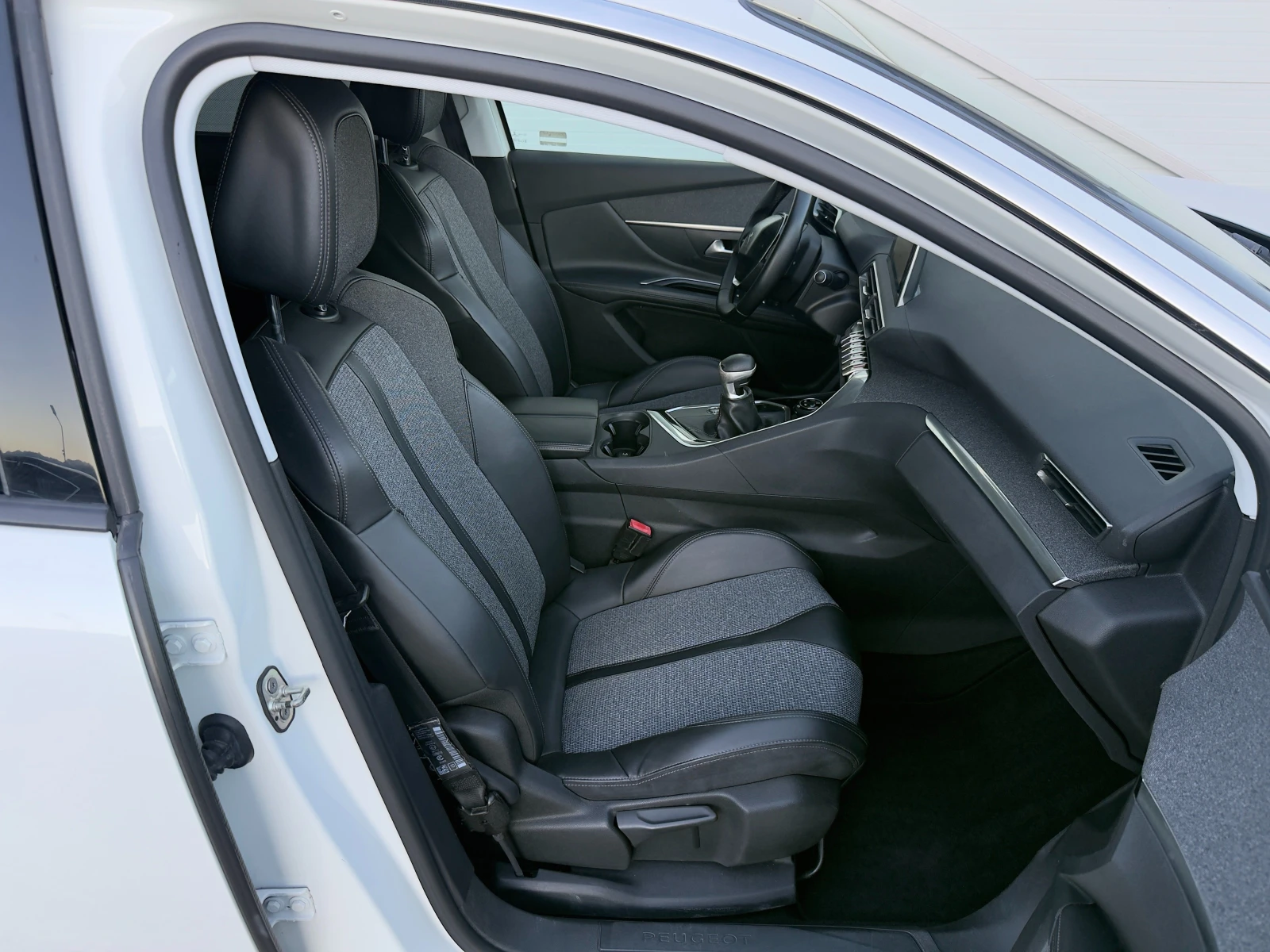 Peugeot 5008 1.5 HDI 7-�����/Digital/Distronic/Ambient/������ | Mobile.bg � ����������� 12