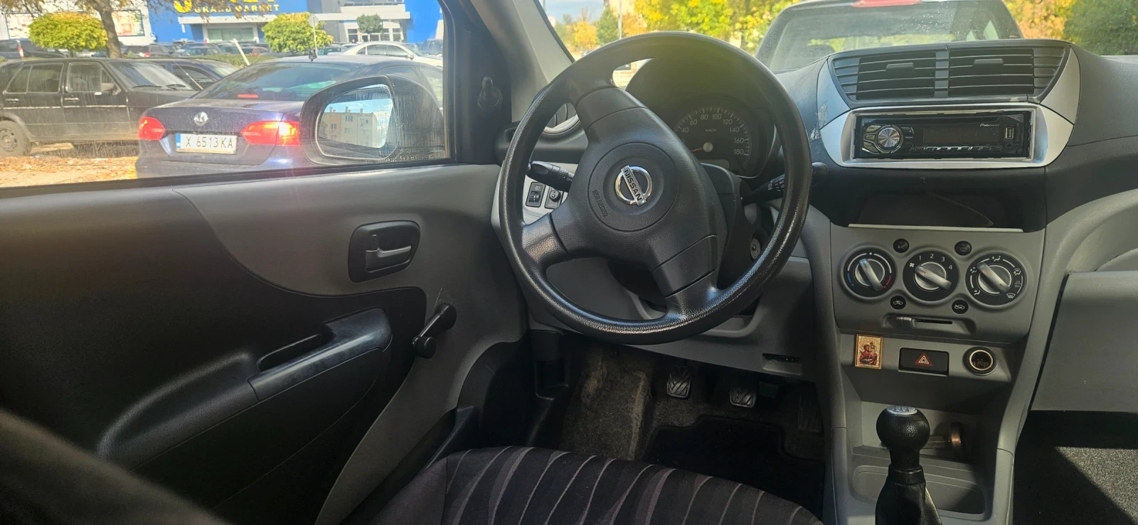 Nissan Pixo, снимка 6 - Автомобили и джипове - 56568483
