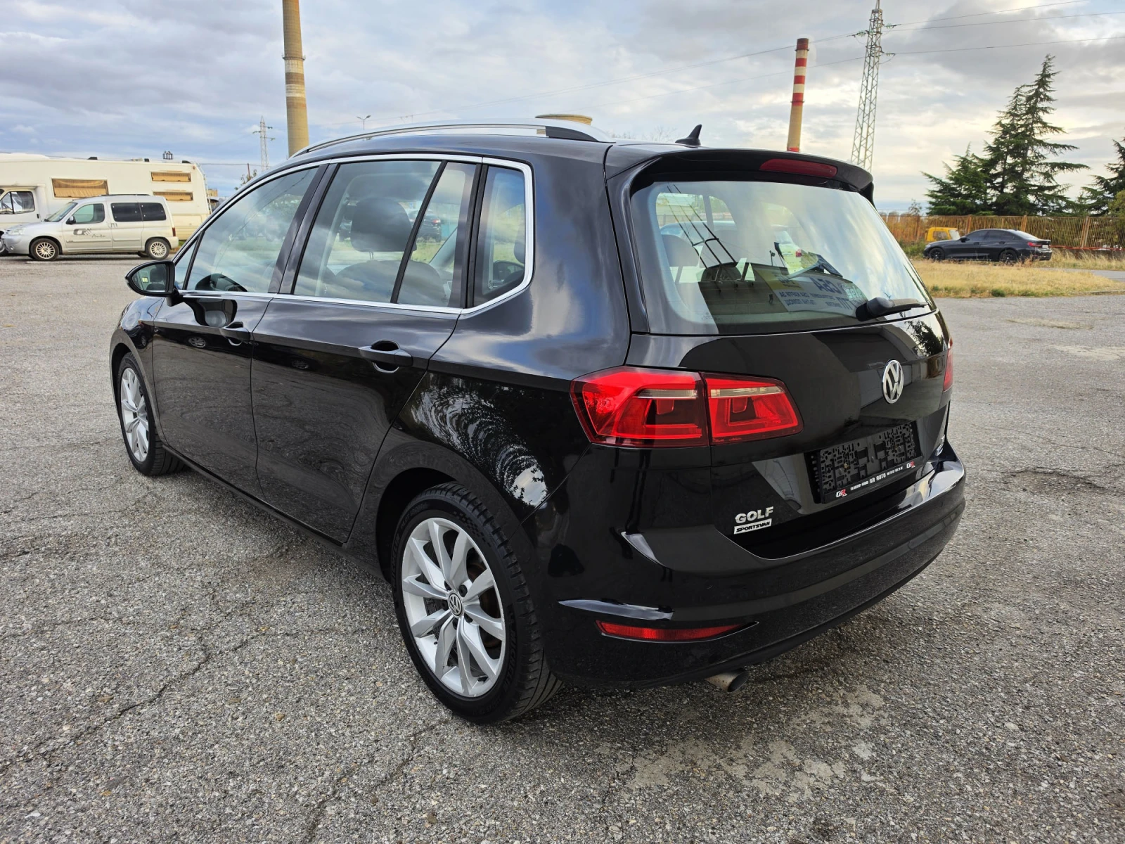 VW Golf 1.6 TDI SPORTSVAN NIGHLINE | Mobile.bg � ����������� 5