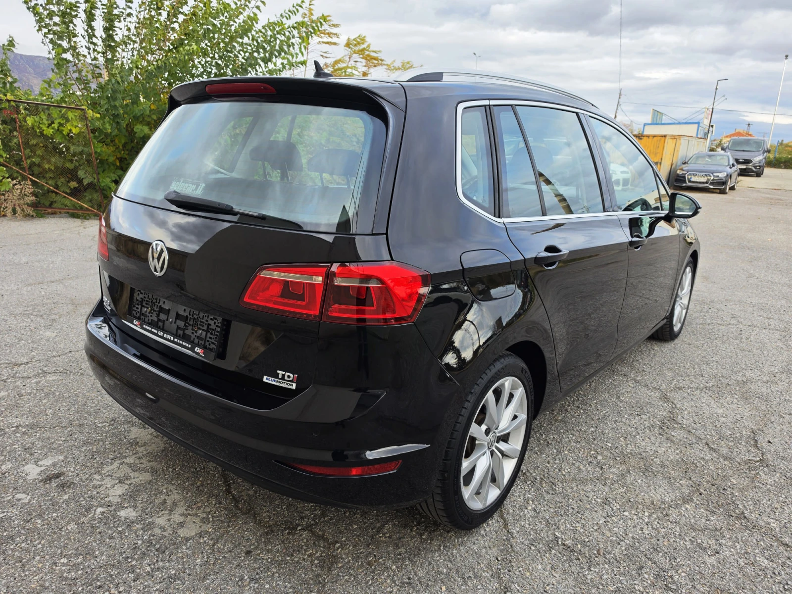 VW Golf 1.6 TDI SPORTSVAN NIGHLINE | Mobile.bg � ����������� 7