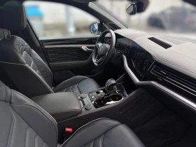 VW Touareg 3.0 TDI R-Line 4M, снимка 5