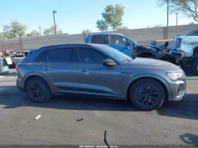 Audi Q8 E-TRON PRESTIGE QUATTRO, снимка 12