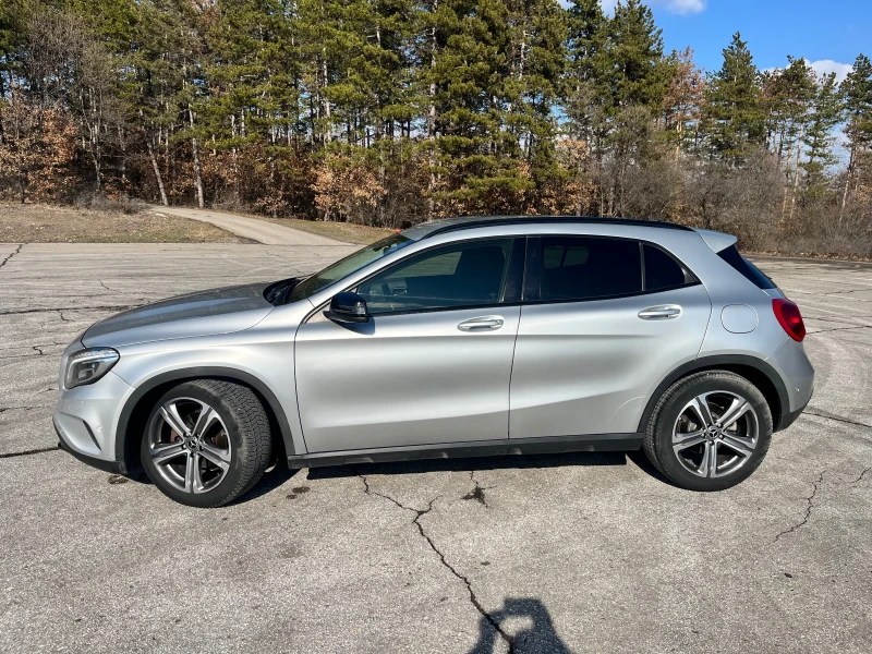 Mercedes-Benz GLA 220 4-matic/177кс./ОБСЛУЖЕНА-СМЕНЕНИ ВЕРИГИ/, снимка 3 - Автомобили и джипове - 48965457