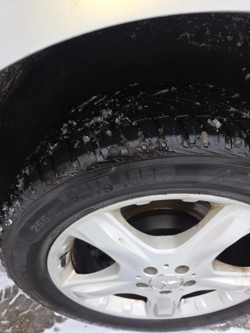 Mercedes-Benz ML 320 SPORT, снимка 13 - Автомобили и джипове - 53327823