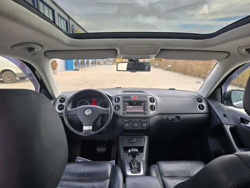 VW Tiguan 2.0TDI 4motion DSG PANORAMA XENON КОЖА NAVI FULL  , снимка 9 - Автомобили и джипове - 53428444