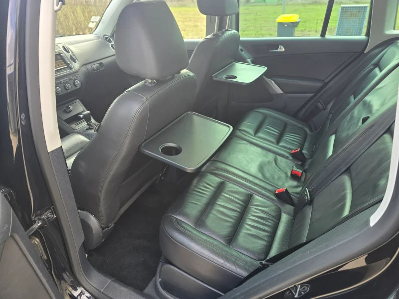 VW Tiguan 2.0TDI 4motion DSG PANORAMA XENON КОЖА NAVI FULL  , снимка 13 - Автомобили и джипове - 53428444