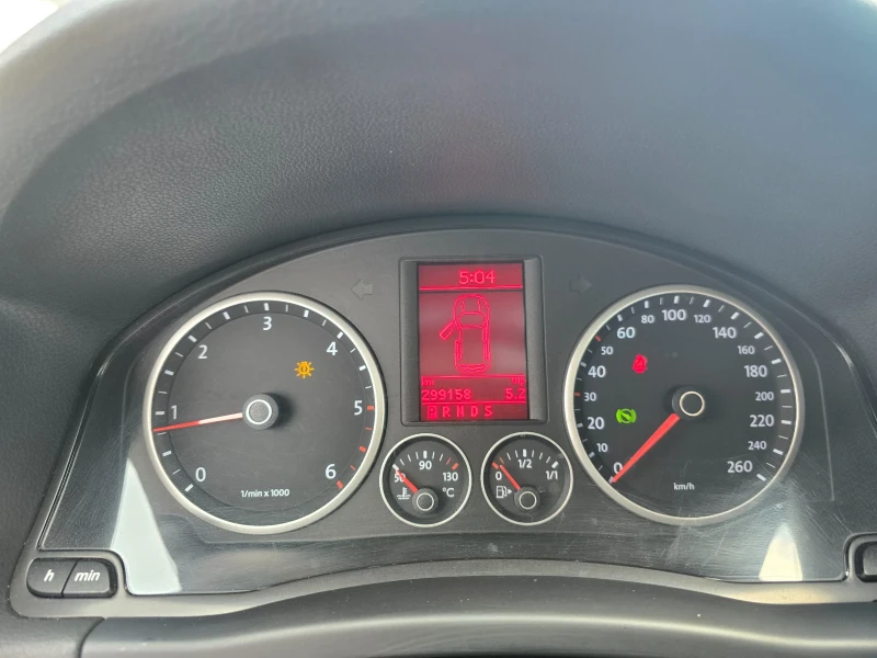 VW Tiguan 2.0TDI 4motion DSG PANORAMA XENON КОЖА NAVI FULL  , снимка 15 - Автомобили и джипове - 53428444