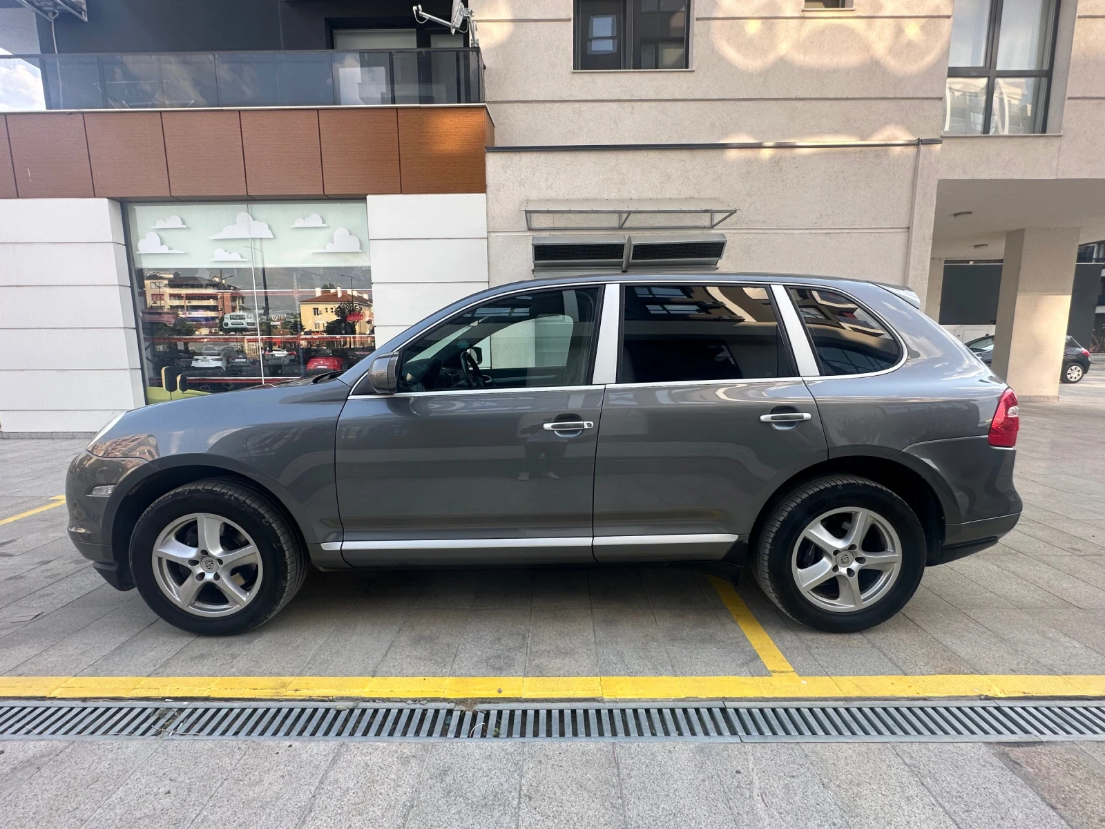 Porsche Cayenne  - изображение 2