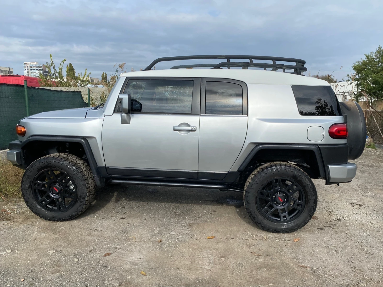 Toyota Fj cruiser TRD 4.0 V6 - изображение 7
