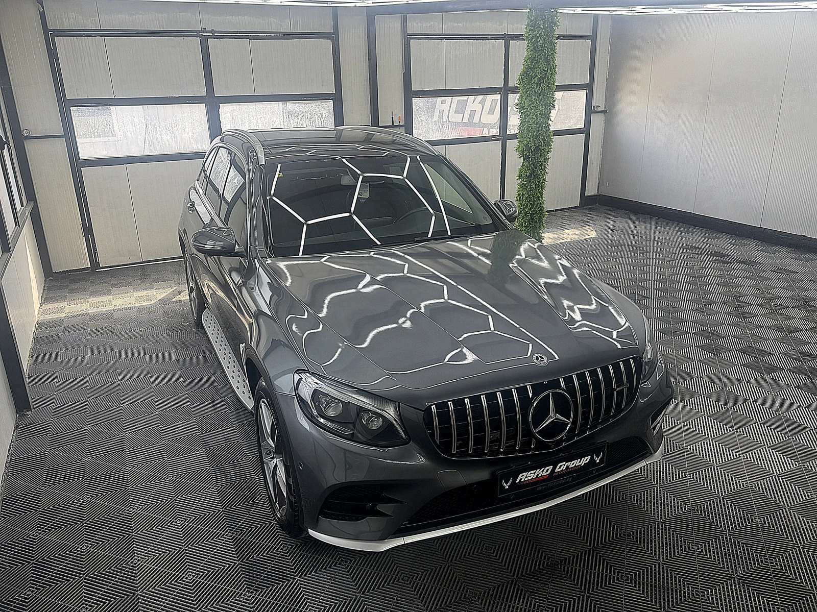 Mercedes-Benz GLC 250 PANORAMA/AMG-Line/360-kamera/СОБСТВЕН ЛИЗИНГ, снимка 8 - Автомобили и джипове - 53877134