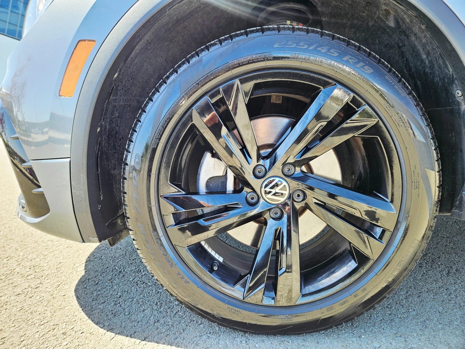 VW Tiguan R-line Black Edition, снимка 17 - Автомобили и джипове - 54370241